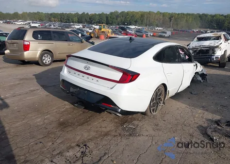 2021 Hyundai Sonata N Line z USA, uszkodzony, nr VIN 5NPEK4JC3MH125843